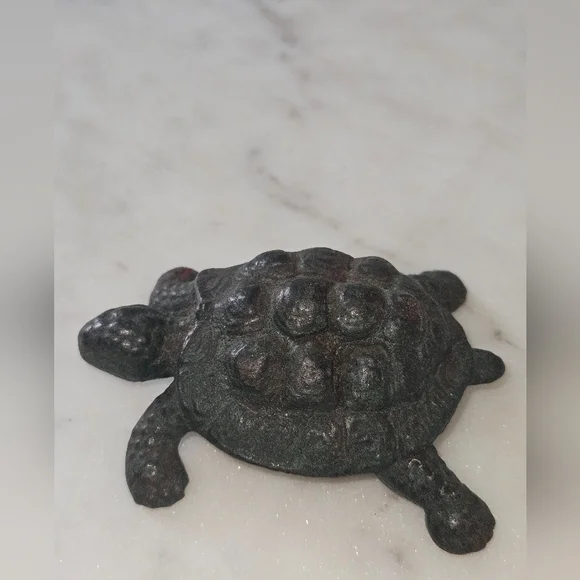 Iron Turtle Niagra Furnace Solid Beautiful! Beach Nautical Home Decor Vintage! - Picture 3 of 5